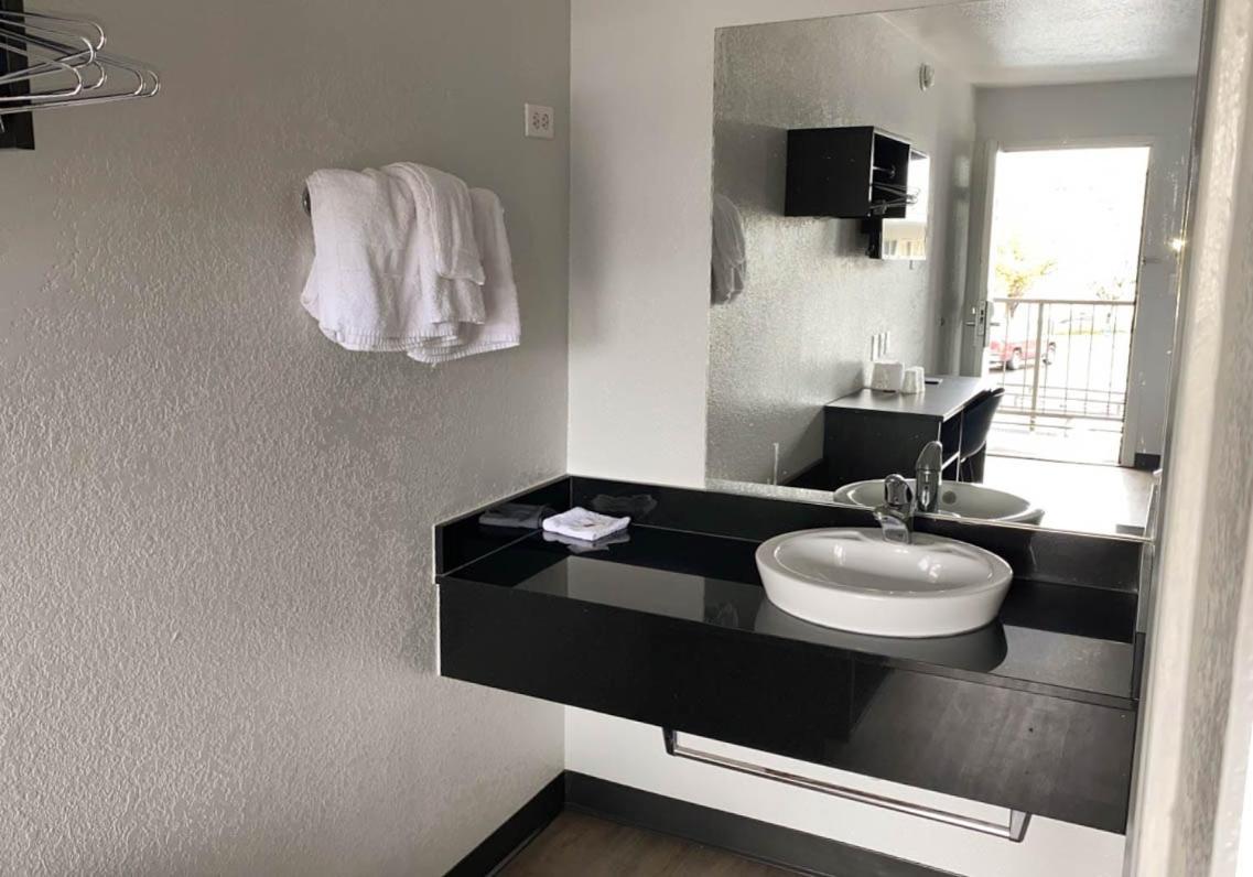 Studio 6 Albuquerque Nm Midtown ภายนอก รูปภาพ